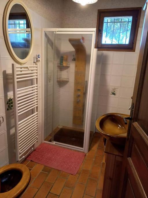 Bas De Villa, 2 Terrasses, Piscine, Spa, Sauna... Neffes المظهر الخارجي الصورة